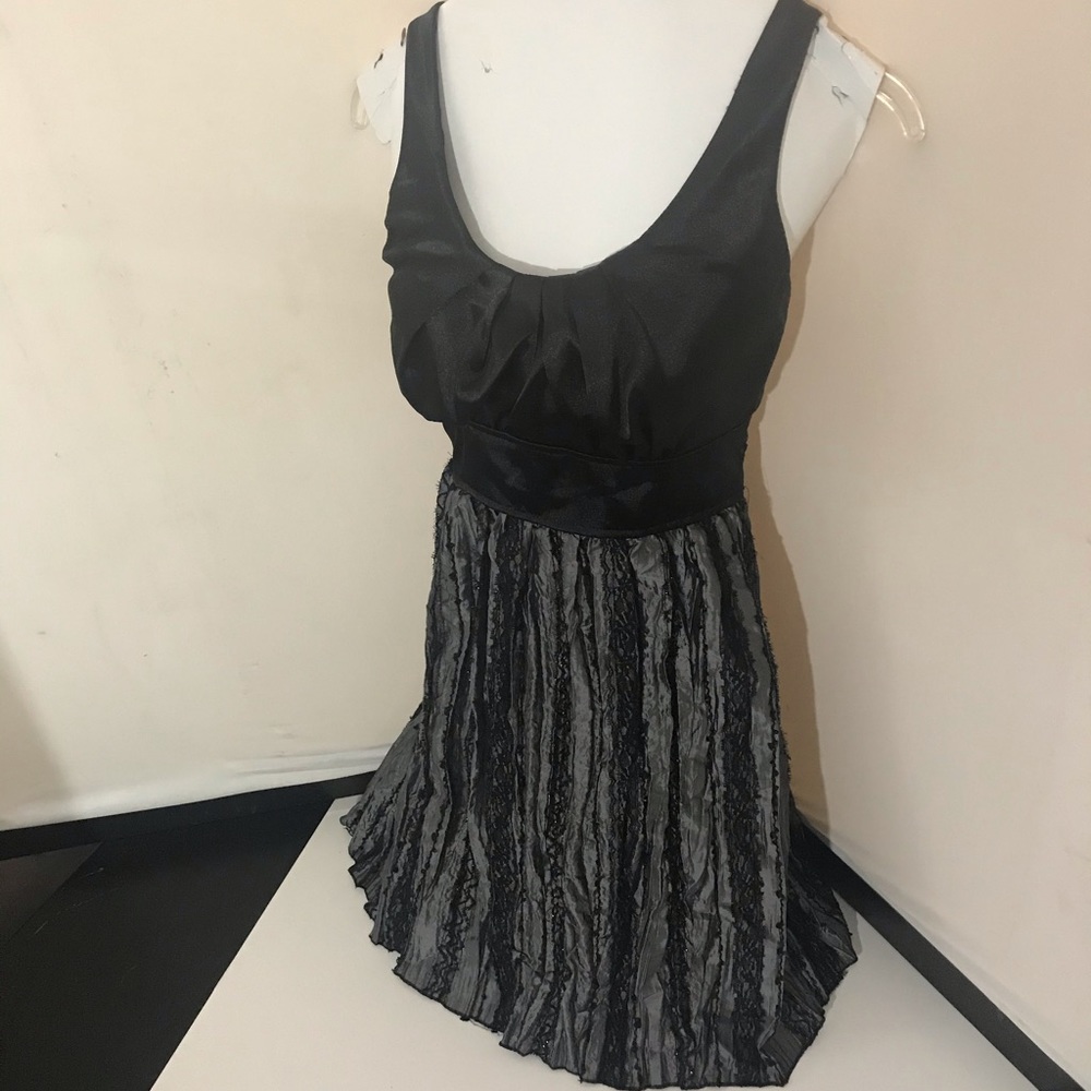 My Michelle Black Dress Size 7 Strap Peice Sleeve